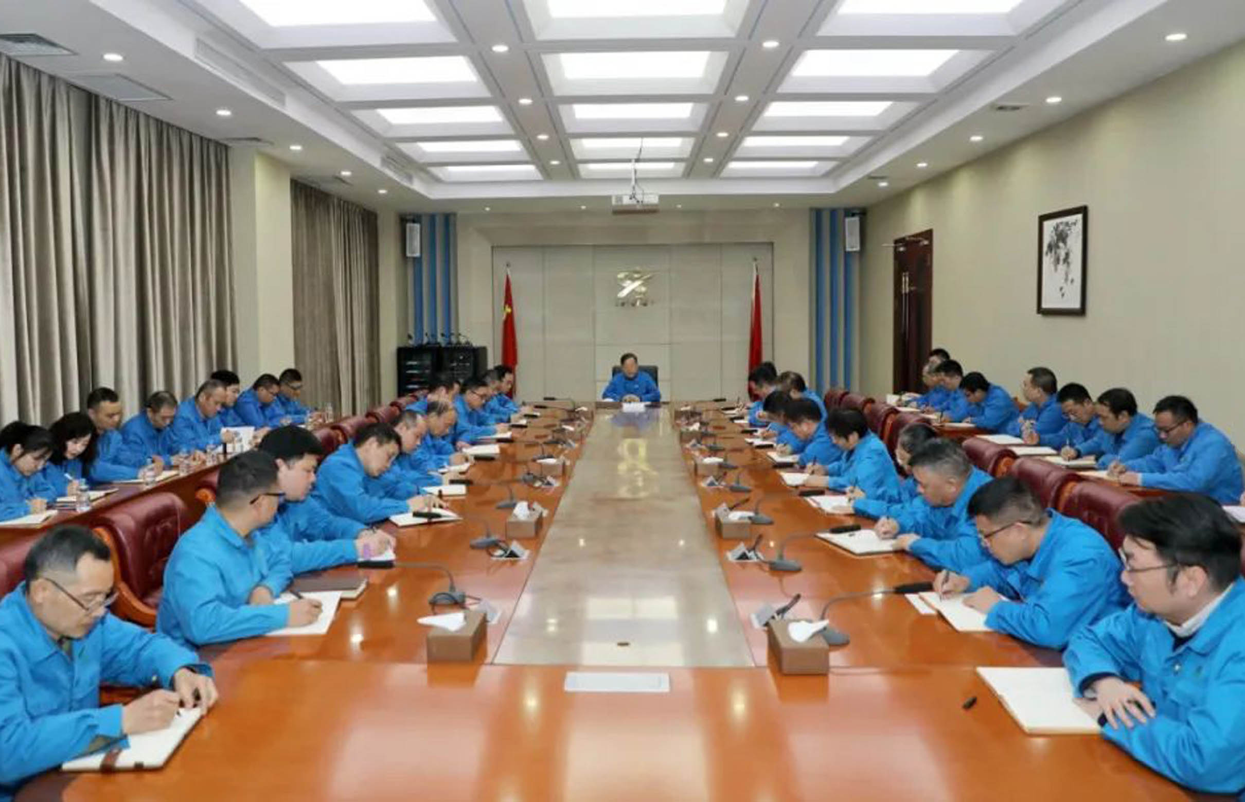 学习民营企业座谈会精神——易游app官方在线入口-易游（中国）集团：发挥装备能力强、制造能力强、创新能力强的优势，坚守主业、做强实业。
